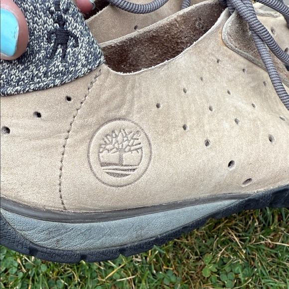 Timberland Tan and Gray Sneakers size 9/9.5 - Picture 5 of 9